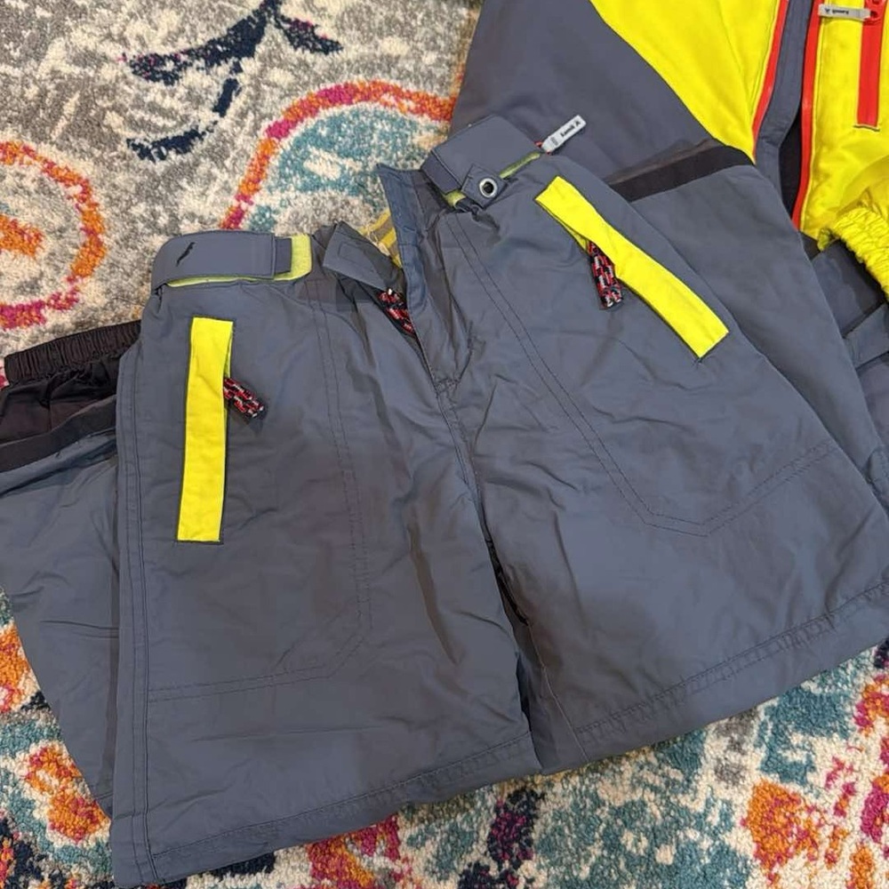 Mini Boden Gray and Yellow Casual Shorts for Active Wear-Ski/winter